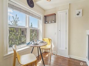 519 W Roy Street 309, Seattle WA 98119