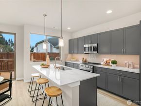 12504 SE 256th Place 9, Kent WA 98030