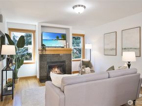 8515 Stone Avenue N A, Seattle WA 98103