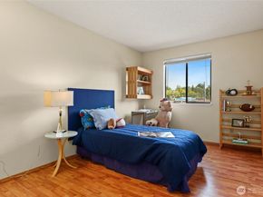 14331 124th Avenue NE C22, Kirkland WA 98034