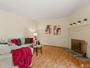 14331 124th Avenue NE C22, Kirkland WA 98034