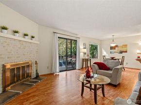 14331 124th Avenue NE C22, Kirkland WA 98034