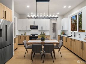 5014 114th Avenue NE 1, Kirkland WA 98033