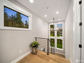 5014 114th Avenue NE 1, Kirkland WA 98033