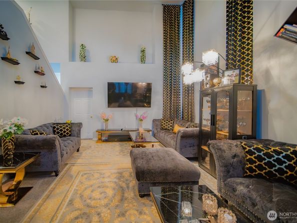 5615 S 233rd Street, Kent WA 98032