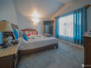 5615 S 233rd Street, Kent WA 98032