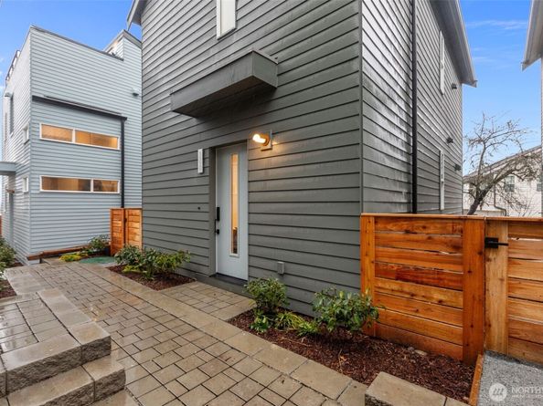 3550 S Dawson Street, Seattle WA 98118