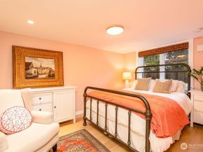 106 NE 46th Street, Seattle WA 98105