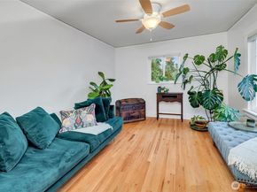 2726 50th Avenue SW, Seattle WA 98116