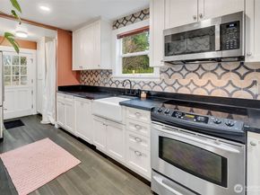 2726 50th Avenue SW, Seattle WA 98116