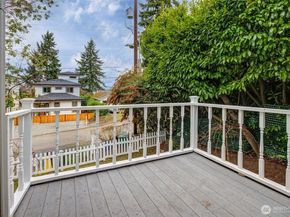 2726 50th Avenue SW, Seattle WA 98116