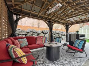 34614 SE Curtis Drive, Snoqualmie WA 98065