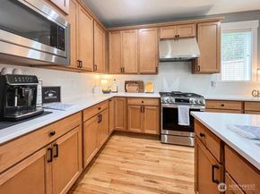 34614 SE Curtis Drive, Snoqualmie WA 98065