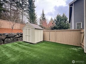 34614 SE Curtis Drive, Snoqualmie WA 98065