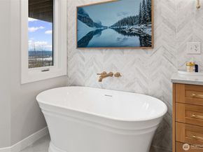 2432 T Street NW, Auburn WA 98001