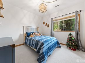 2432 T Street NW, Auburn WA 98001