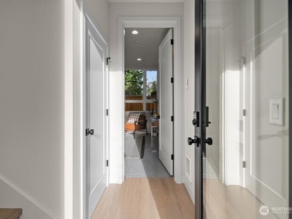 14025 1st Avenue NW, Seattle WA 98177