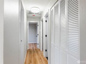 534 Juniper St, Bremerton WA 98310