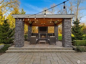 5726 251st Court NE, Redmond WA 98053