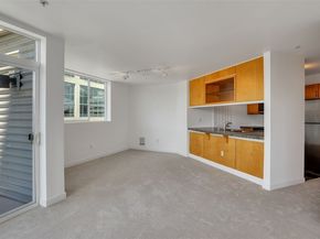 300 110th Avenue NE 605, Bellevue WA 98004