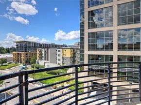 300 110th Avenue NE 605, Bellevue WA 98004