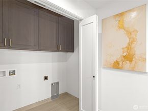 313 17th Avenue E, Seattle WA 98112