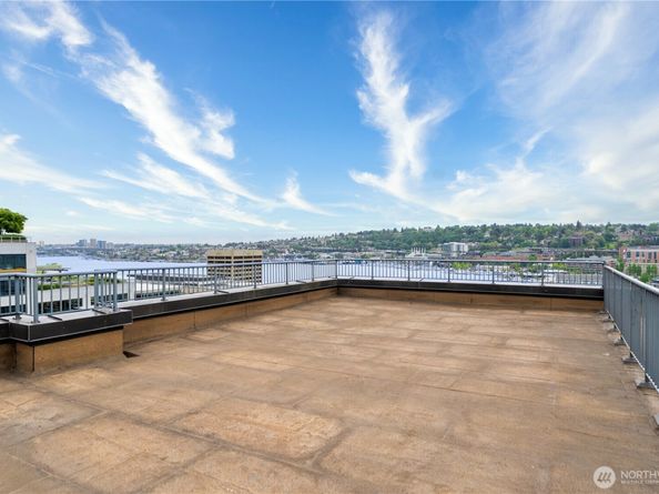 1000 Aurora Avenue N 311, Seattle WA 98109