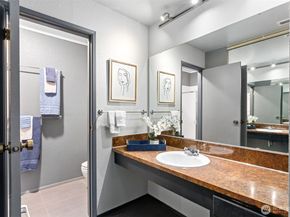 11300 1st Avenue NE 217, Seattle WA 98125