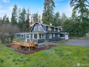 6937 Chico Way NW, Bremerton WA 98312
