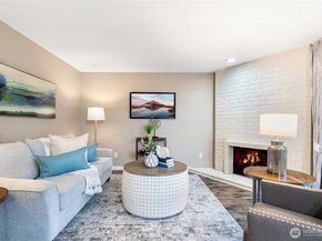 12540 SE 32nd Street 35, Bellevue WA 98005