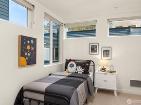 2617 3rd Avenue W, Seattle WA 98119