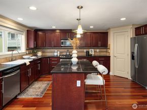 3411 21st Avenue W A, Seattle WA 98199