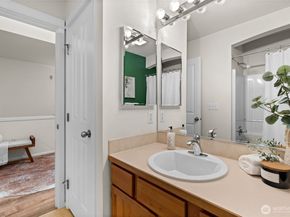 18708 109th Lane SE K30, Renton WA 98055