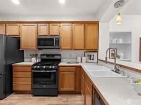 18708 109th Lane SE K30, Renton WA 98055