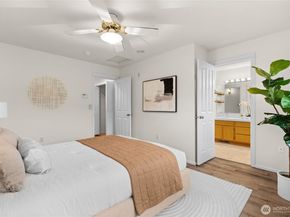 18708 109th Lane SE K30, Renton WA 98055