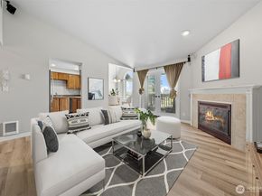 12025 SE 60th Street B, Bellevue WA 98006