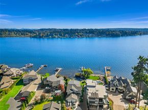 8329 NE Juanita Drive, Kirkland WA 98034
