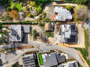 8329 NE Juanita Drive, Kirkland WA 98034