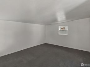 19028 15th Avenue NE, Shoreline WA 98155