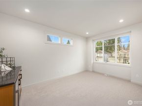 13117 NE 104th Street, Kirkland WA 98033