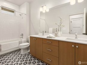 13117 NE 104th Street, Kirkland WA 98033