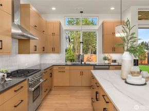 13117 NE 104th Street, Kirkland WA 98033