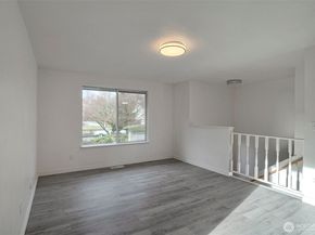 25810 129th Place SE, Kent WA 98030