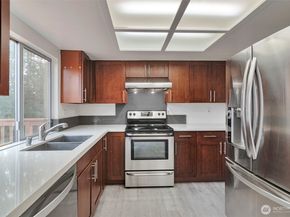 25810 129th Place SE, Kent WA 98030