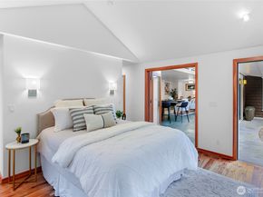 6133 NE Lariat Loop, Bainbridge Island WA 98110