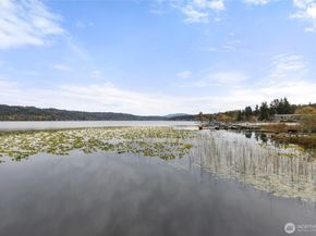 17407 NE 45th Street 162, Redmond WA 98052