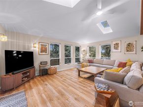 997 Goat Trail Loop Road, Mukilteo WA 98275