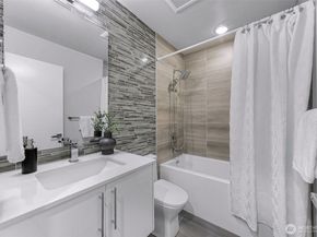 901 28th Avenue S G, Seattle WA 98144