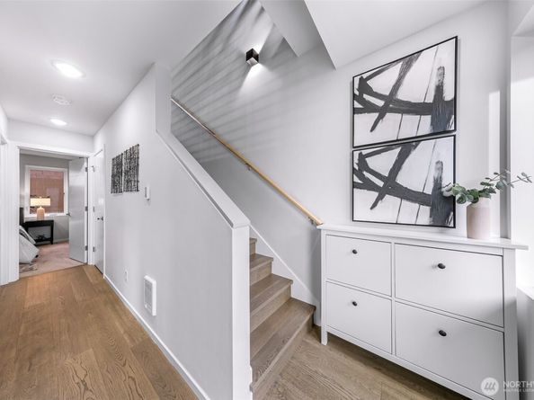 901 28th Avenue S G, Seattle WA 98144