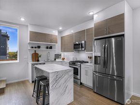 901 28th Avenue S G, Seattle WA 98144